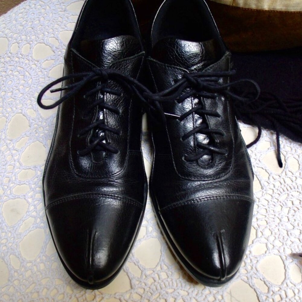 Rare European Style Oxfords by FOLGERS Black Leather EU 40  US 9-9.5
